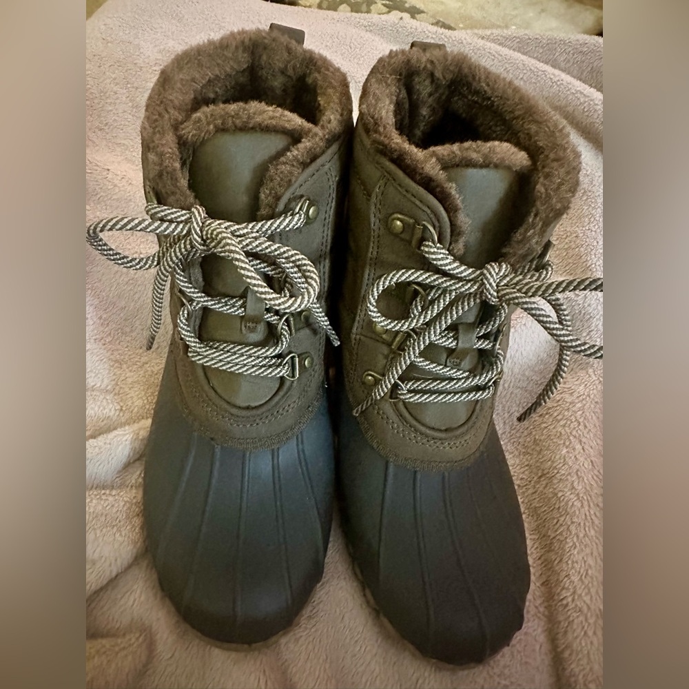 ✨️ Baretraps Women's Flynn Winter Boots ✨️